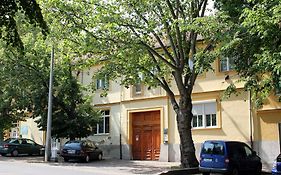 Veva Apartman - Eger Maganszallashely